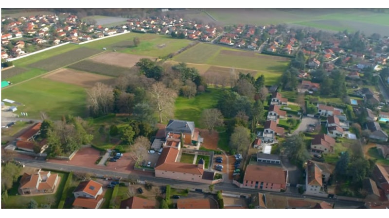 Kodadrone a réalisé une vidéo exclusivement en drone de ce domaine